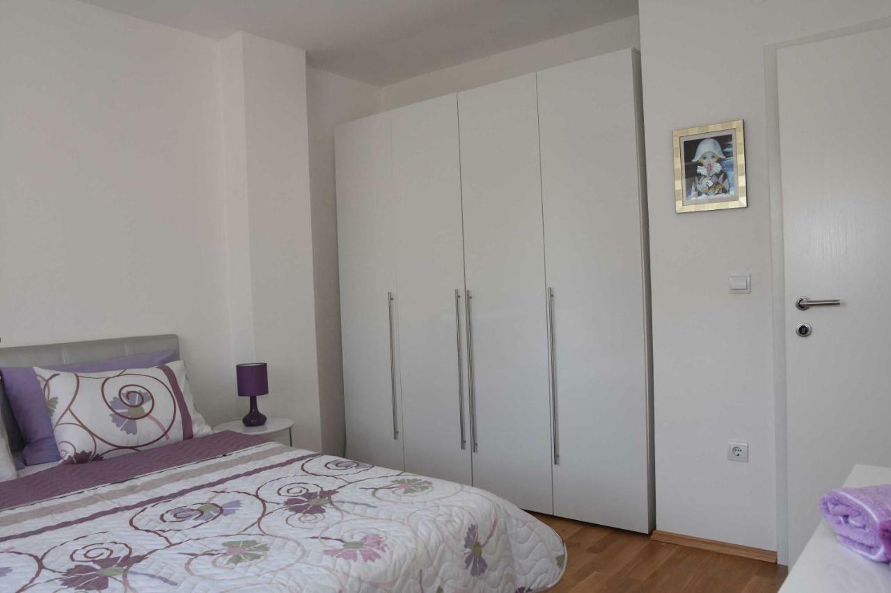 Apartments Ruzica Pula Exterior foto