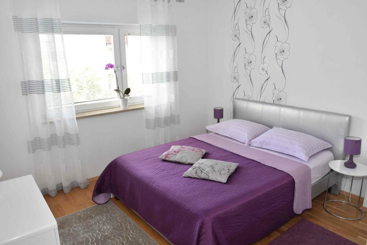 Apartments Ruzica Pula Exterior foto